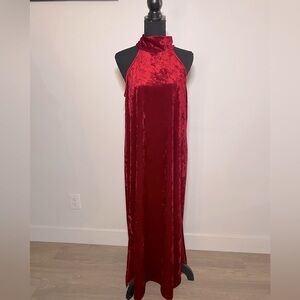 Lady in Red!
Gorgeous velvet dress ❤️‍🔥